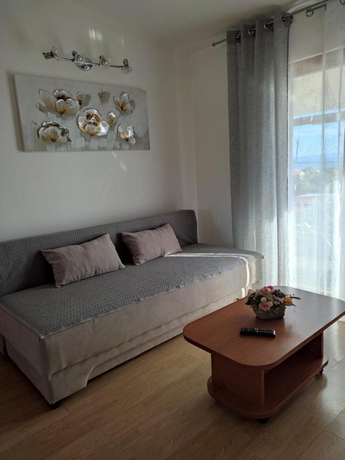 Apartments Goran Vir Habitación foto